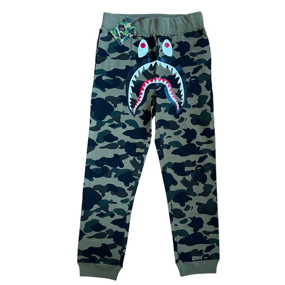 Brand New M 32" Bape Green Camo Shark Sweat Pants